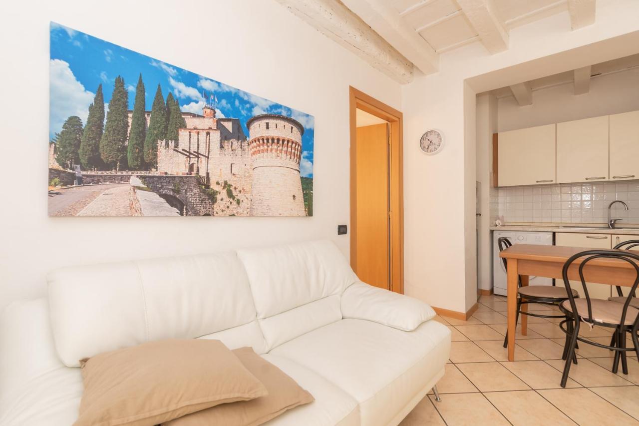 Appartamento Bilocale 1 Piazza Vittoria - Affitti Brevi Italia Μπρέσια Εξωτερικό φωτογραφία